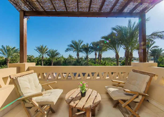 Cozy With Private Pool In Upper Nubia *