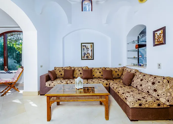 Villa Cozy With Private Pool In Upper Nubia