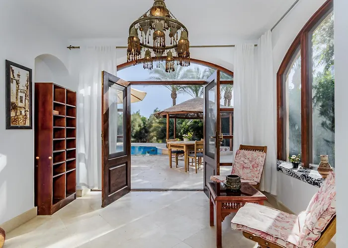 Villa Cozy With Private Pool In Upper Nubia